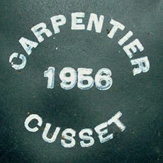 Marquage casque métallique.