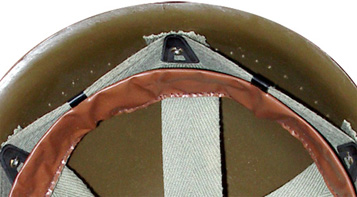 Détail du rivetage et du bandeau.