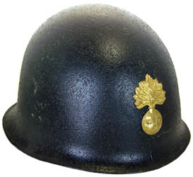 Bombe métallique modifiée artisanalement. Bombe métallique modifiée artisanalement.