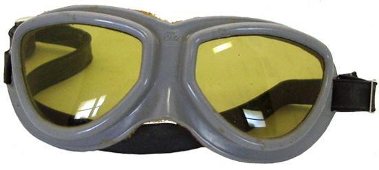 Lunettes CEBE. Lunettes CEBE.