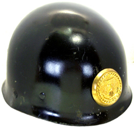 Sous-casque de type 2 repeint en bleu brillant. Sous-casque de type 2 repeint en bleu brillant.