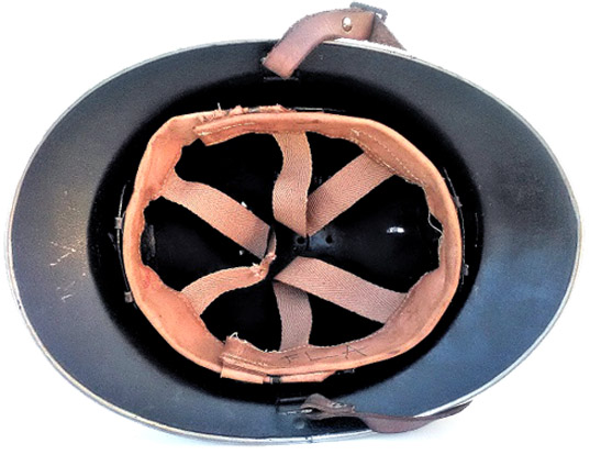 Coiffe ABEFRA fixée avec agrafes modèle26 sur lamelles classiques soudées.