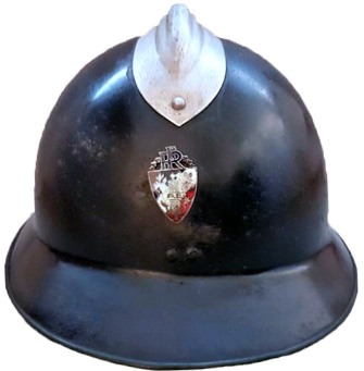 Modèle 26, Police d'état, insigne général y compris Algérie.