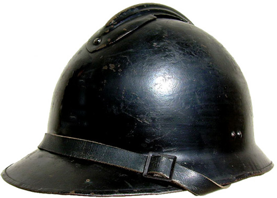 Ancien casque de GMR reversé aux CRS avant 1948.