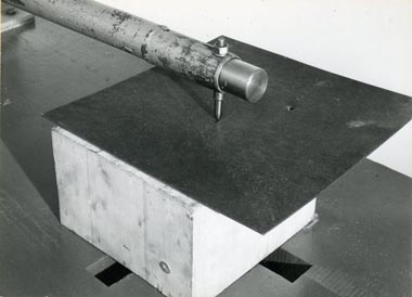 Extrémité du bras de frappe en mode pointeau.