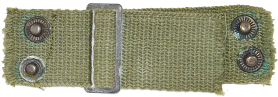 Nuquière réglable - envers/revers. Nuquière réglable - envers/revers.