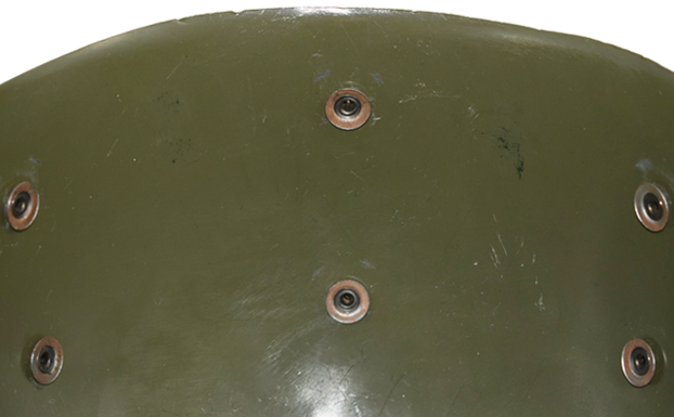 Supports de fixation de la suspension et de la nuquière. Supports de fixation de la suspension et de la nuquière.