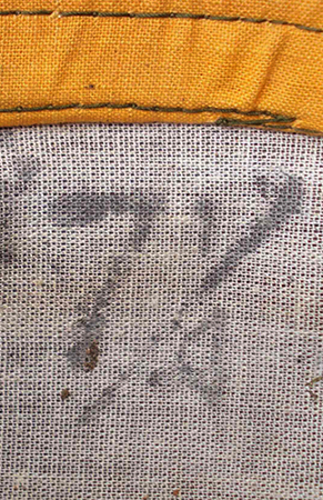 Indication taille. Indication taille.