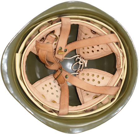 Autre type de coiffe avec similicuir beige. Autre type de coiffe avec similicuir beige.