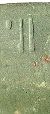 Indication de taille estamp&eacute;e.