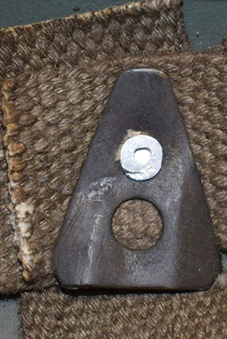 Plaque de maintien. Plaque de maintien.