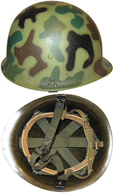 Casque M76 de fabrication sud-coréenne pour l'exportation. Casque M76 de fabrication sud-coréenne pour l'exportation.