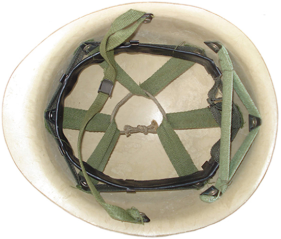 Exemplaire en toile verte. Exemplaire en toile verte.