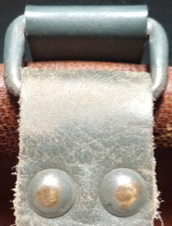 Passant de jugulaire.