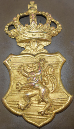 Insigne doré armée.