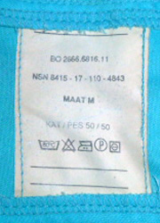 Etiquette fabricant.