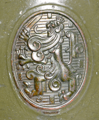 Insigne, peinture vert plus clair moins granit&eacute; - 1932-1933.