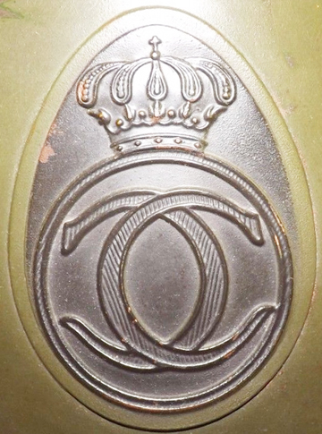 Insigne aux armoiries du roi Carol II. Insigne aux armoiries du roi Carol II.