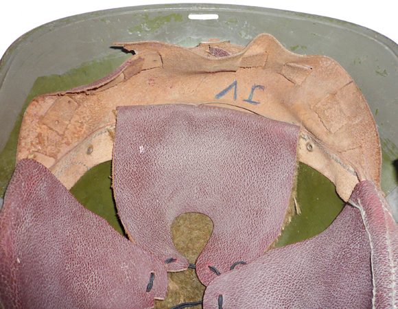 Détails nuquière. Détails nuquière.