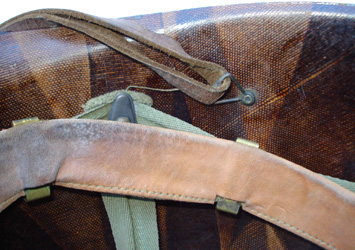 Coté droit. Coté droit.