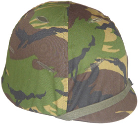 Couvre-casque posé. Couvre-casque posé.