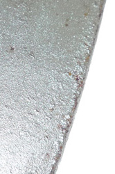 Bordure, vue inférieure.