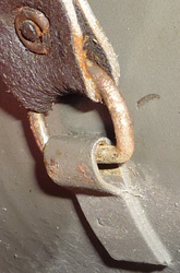 Passant de jugulaire.