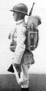 Casque modèle 34. Casque modèle 34.