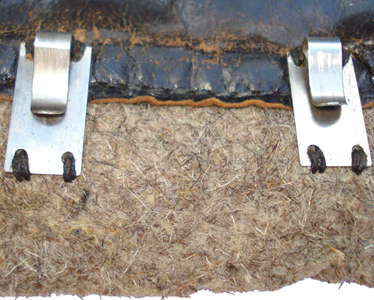 Agrafes de fixation. Agrafes de fixation.