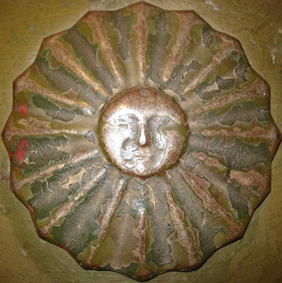 Attribut du soleil rayonnant. Attribut du soleil rayonnant.