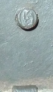 Rivet en cuivre de contrôle.