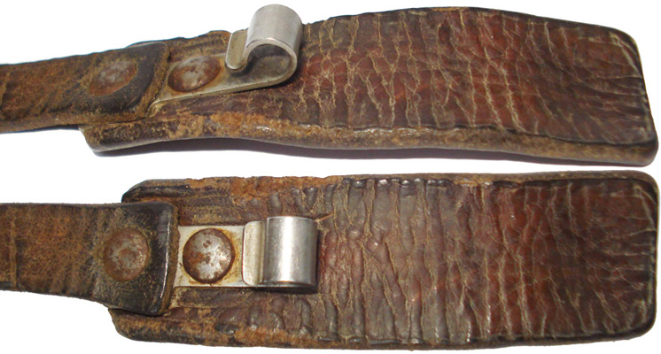 Crochet de fixation riveté sur la partie courte.