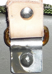 Passant de jugulaire.