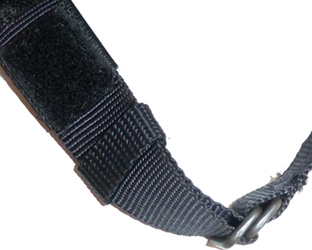 Jointure des deux parties de la jugulaire.