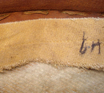 Bandeau de rembourrage en toile. Bandeau de rembourrage en toile.