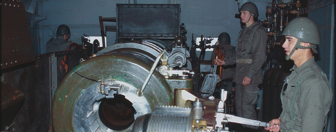 Casque mod&egrave;le 940/63 modifi&eacute;.