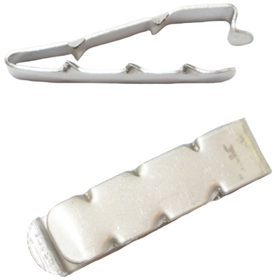 Agrafe m&eacute;tallique.