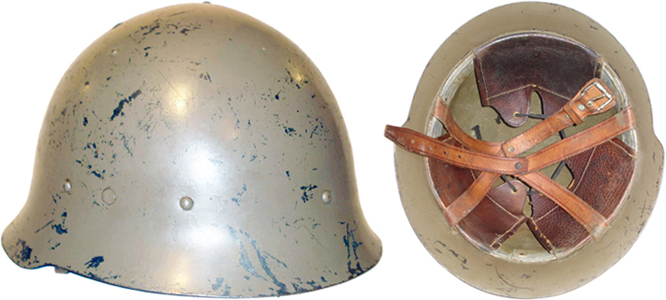 Casque d'essai importé des usines de Kobe.