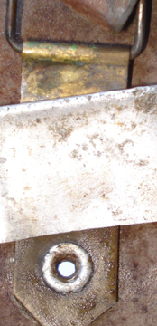 Pontet premier modèle.