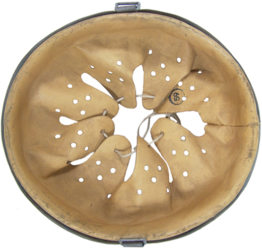 Coiffe Innenausstattung 31 de fabrication allemande.