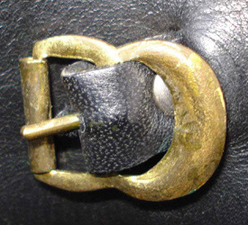 Boucle en laiton.