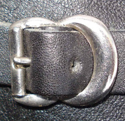 Boucle chrom&eacute;e.