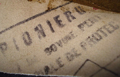 Cachet fournisseur cuir.