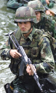 Casque serbe M-97 Casque serbe M-97