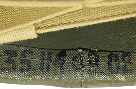 Numérotation d'exemplaire et année de fabrication (septembre 2002). Numérotation d'exemplaire et année de fabrication (septembre 2002).