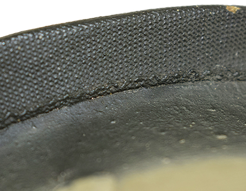 Jonc renforcé en toile de nylon.