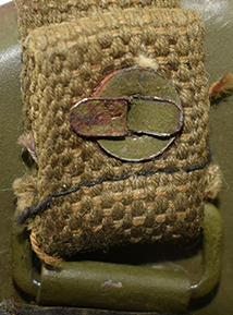 Ligne de couture sur la sur pliure. Ligne de couture sur la sur pliure.