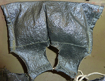 Pattes de coiffe toutes différentes. Pattes de coiffe toutes différentes.