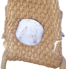 Maintien par attache parisienne doublée d'une rondelle. Maintien par attache parisienne doublée d'une rondelle.