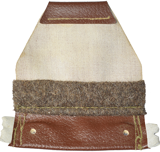 D&eacute;coupe en forme de sablier &agrave; partir de 1971/72.